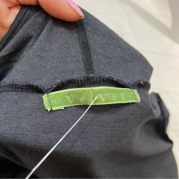 New without Tags Velvet by Graham & Spencer Black Belted Open Front Blouse Med - Picture 6 of 10